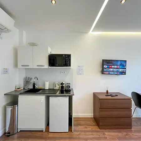 Appartamento Urbanflat 208 - Beautiful In The Center Of Parigi