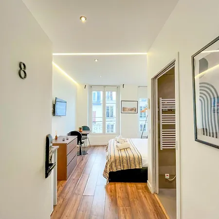 Appartamento Urbanflat 208 - Beautiful In The Center Of Parigi